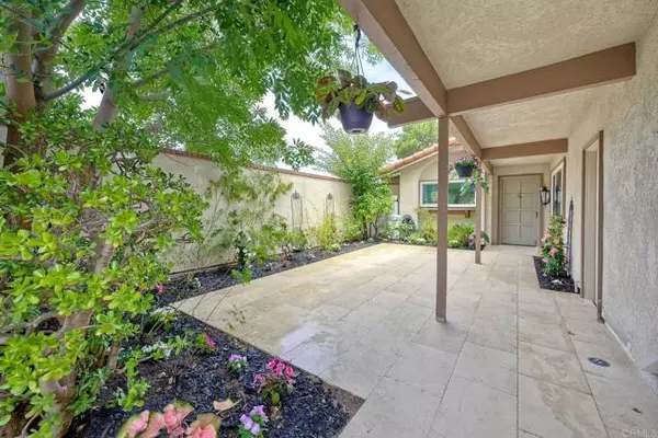 Laguna Woods, CA 92637,5001 Duverney