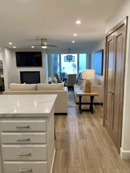 1562 Camino Del Mar #444, Del Mar, CA 92014