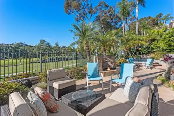 Carlsbad, CA 92011,7243 Spoonbill Lane