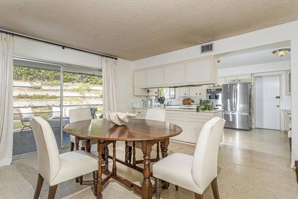 1628 Bahia Vista Way, La Jolla, CA 92037