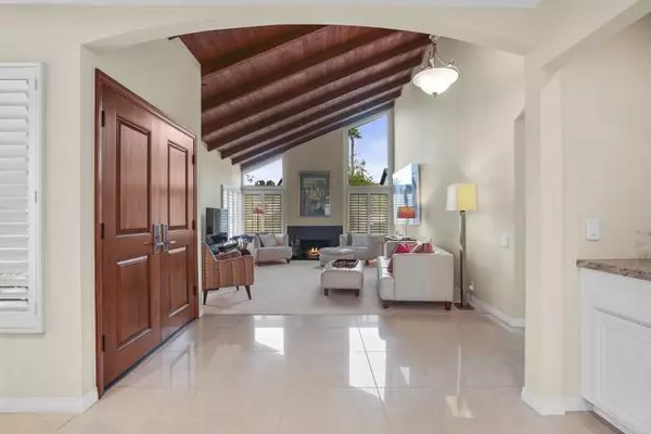 Solana Beach, CA 92075,723 Camino Catalina