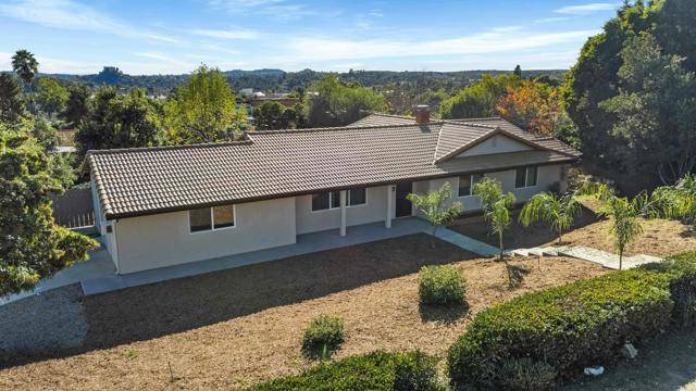 1055 Calle De Limar, Fallbrook, CA 92028