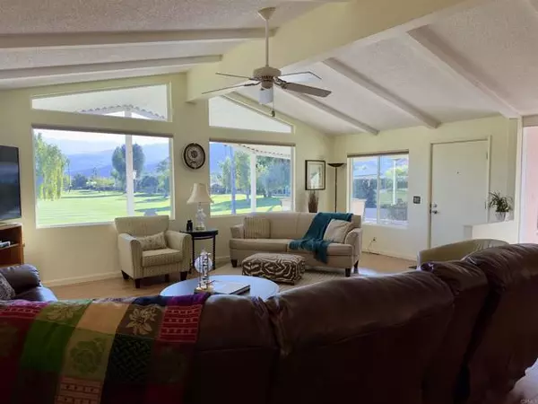 Palm Desert, CA 92260,73450 Country Club #292