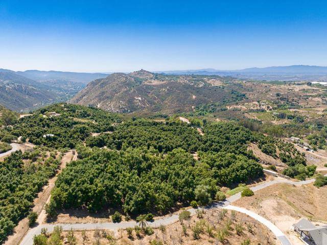 30242 Castlecrest, Valley Center, CA 92082