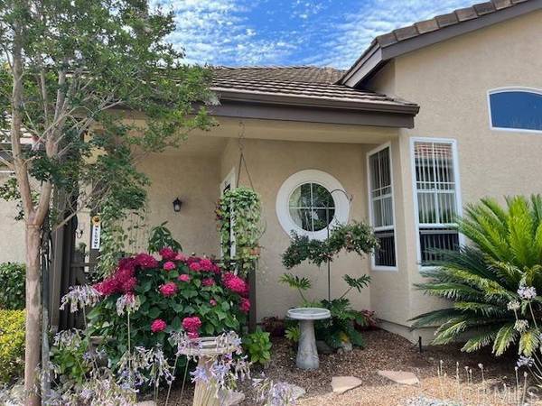 976 Iron Horse Drive, San Marcos, CA 92078