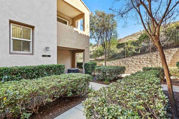 809 Almond Road, San Marcos, CA 92078