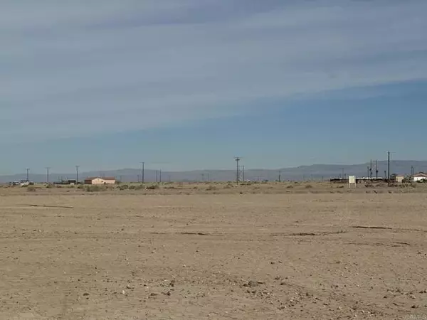 Salton City, CA 92274,1102 Stanford