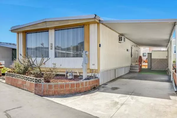 Oceanside, CA 92057,194 Flicker Lane