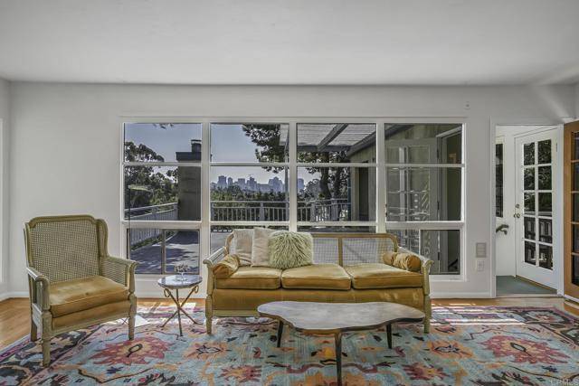 705 W UPAS STREET, San Diego, CA 92103