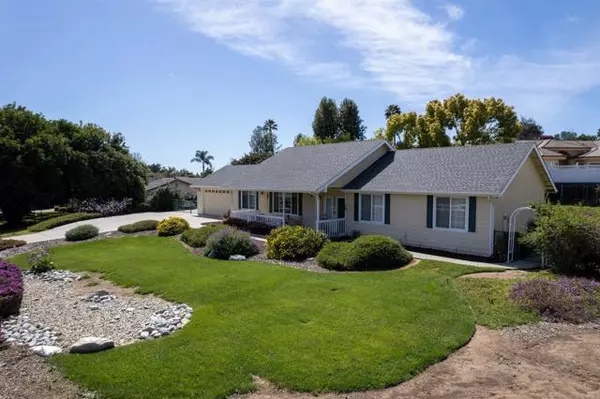 953 Morro Road, Fallbrook, CA 92028