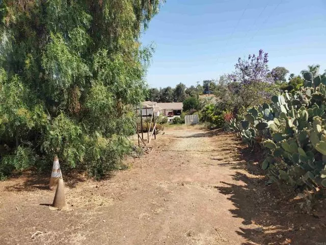 Vista, CA 92084,Mason