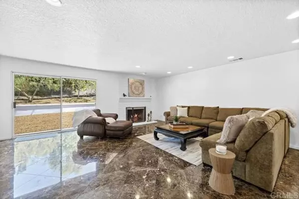 Carlsbad, CA 92009,6536 Vispera Place