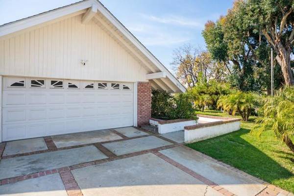 Carlsbad, CA 92011,1851 Lilac Court