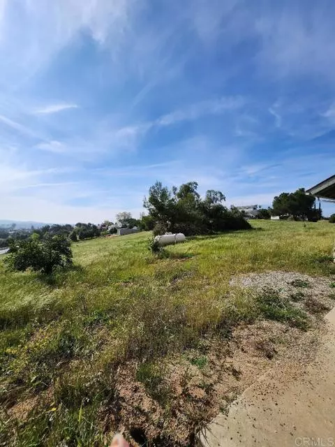 Fallbrook, CA 92028,2842 GREEN HILLS