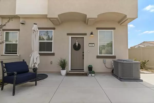 143 Avenida Chapala #101, San Marcos, CA 92069