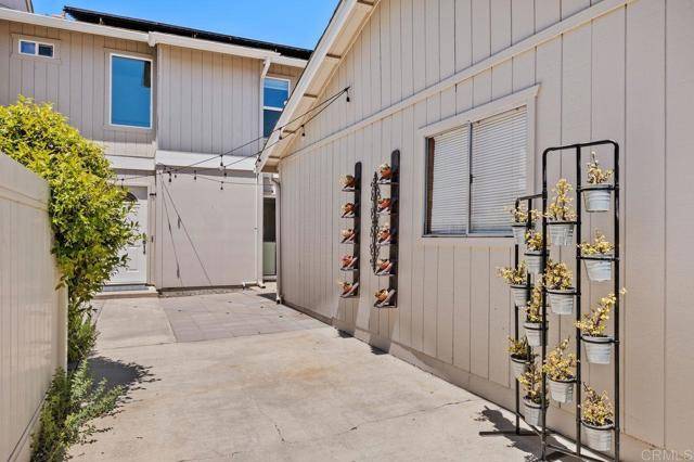 1914 Shady Acre Circle, Encinitas, CA 92024