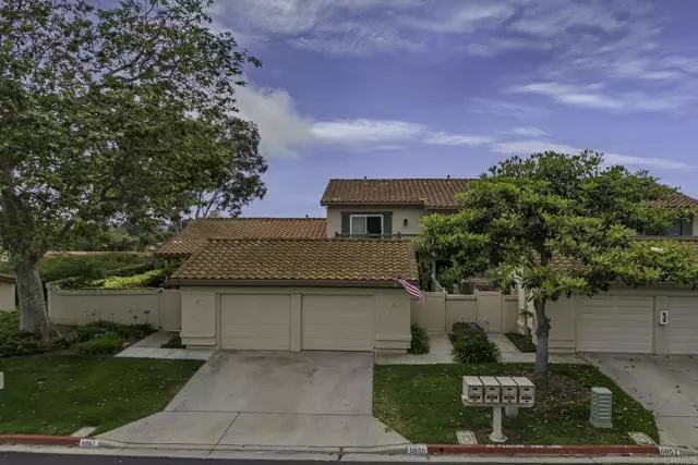 Carlsbad, CA 92011,6859 Briarwood Drive