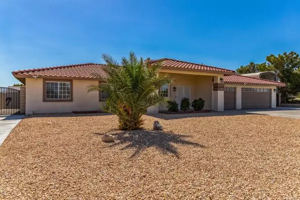 13931 Falling Leaf, Apple Valley, CA 92307