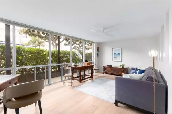 La Jolla, CA 92037,800 PROSPECT Street #1F