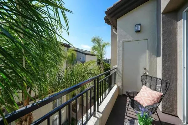 La Jolla, CA 92037,4175 Executive Drive #G407