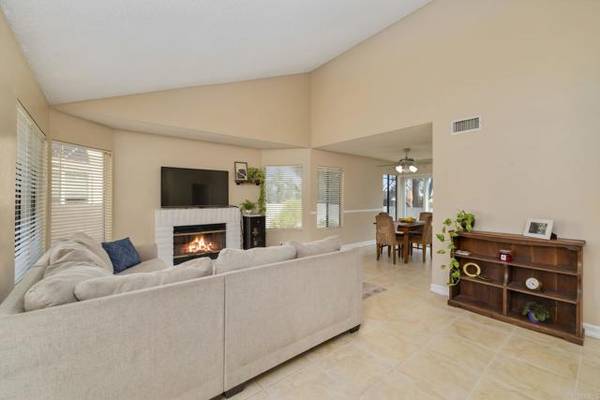 1851 Normandy, Escondido, CA 92027