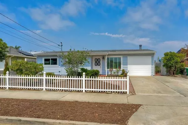 Oceanside, CA 92058,1412 San Simeon Street