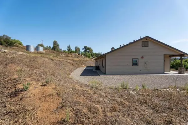 1204 Poplar Street, Ramona, CA 92065