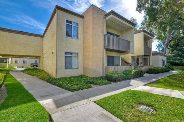 432 Edgehill Lane #140, Oceanside, CA 92054