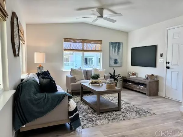 Encinitas, CA 92024,699 N Vulcan #73