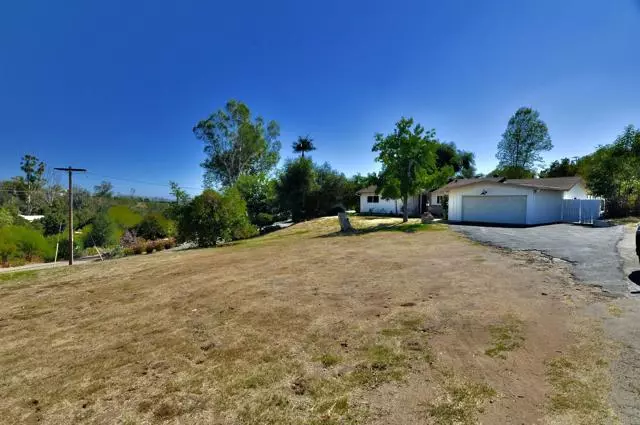 Fallbrook, CA 92028,2561 Gum Tree Lane