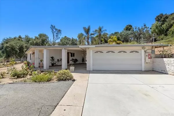 447 W Citracado Parkway, Escondido, CA 92025