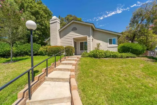 2888 Sanford Lane, Carlsbad, CA 92010