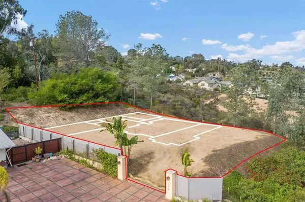 1376 Tennis Club Drive, Encinitas, CA 92024