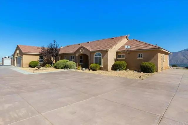 15521 Choufa Court, Valley Center, CA 92082