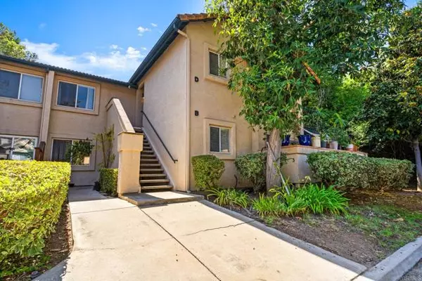 11275 Avenida De Los Lobos #D, San Diego, CA 92127