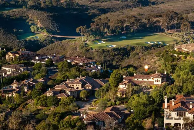 Rancho Santa Fe, CA 92091,6646 Calle Ponte Bella