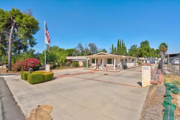 Ramona, CA 92065,1010 7Th Street