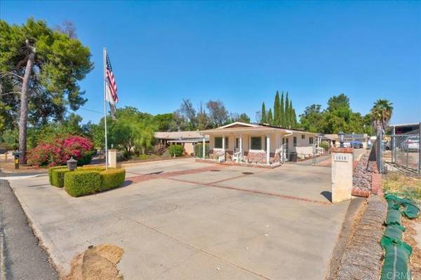 Ramona, CA 92065,1010 7Th Street