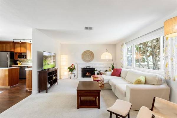 Carlsbad, CA 92010,3760 Catalina Drive