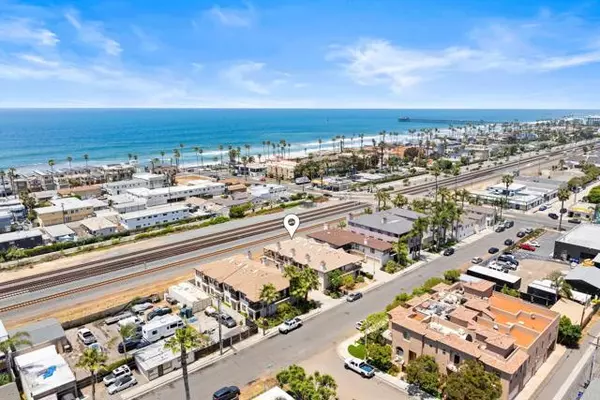 865 S Cleveland Street, Oceanside, CA 92054