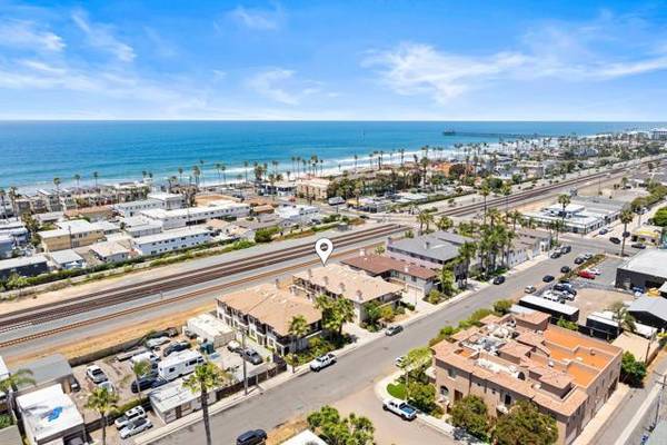 865 S Cleveland Street, Oceanside, CA 92054