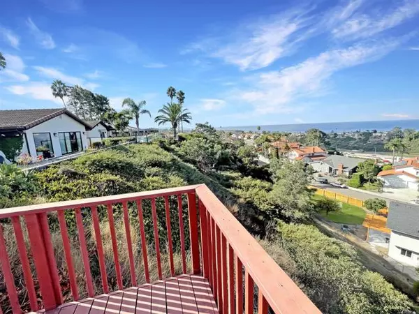 2020 Freda Lane, Cardiff By The Sea, CA 92007