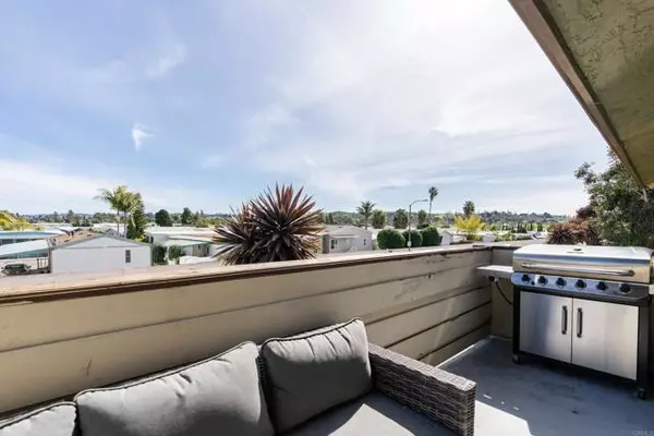 Oceanside, CA 92058,615 Fredricks Ave #172