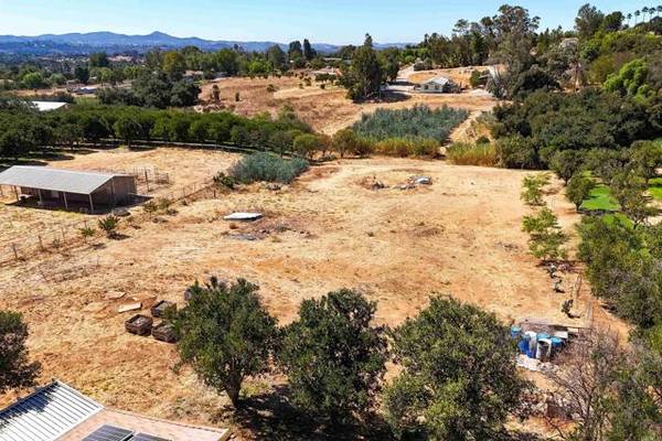 Valley Center, CA 92082,29366 Paso Robles Ct