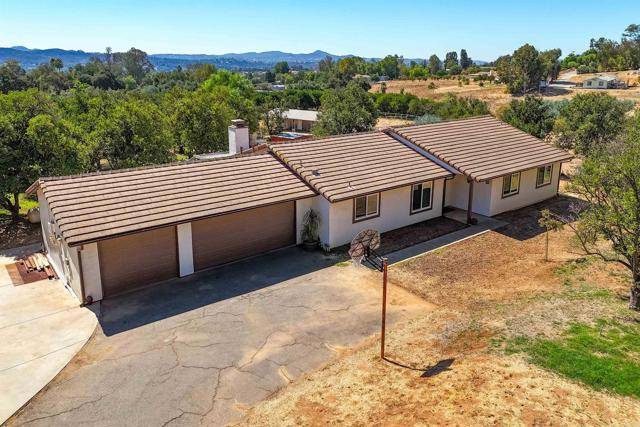 29366 Paso Robles Ct, Valley Center, CA 92082