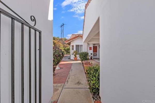 4537 Cordoba Way, Oceanside, CA 92056