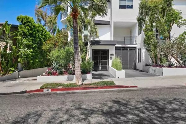 West Hollywood, CA 90046,1283 Havenhurst Drive #101