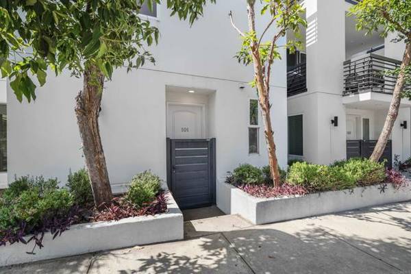 1283 Havenhurst Drive #101, West Hollywood, CA 90046