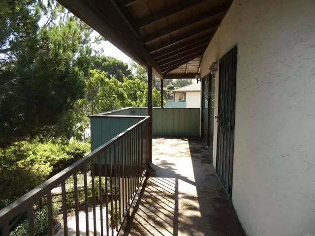 9811 Caminito Cuadro, San Diego, CA 92129