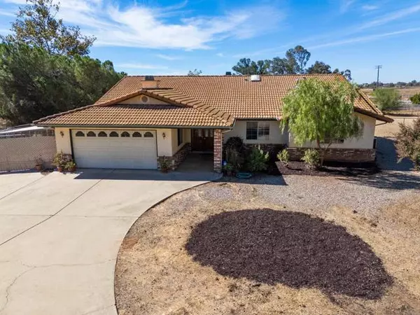 1786 Pine Street, Ramona, CA 92065